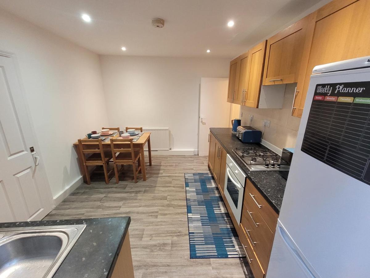Spacious 2 Bedroom House In Central London With Garden エクステリア 写真